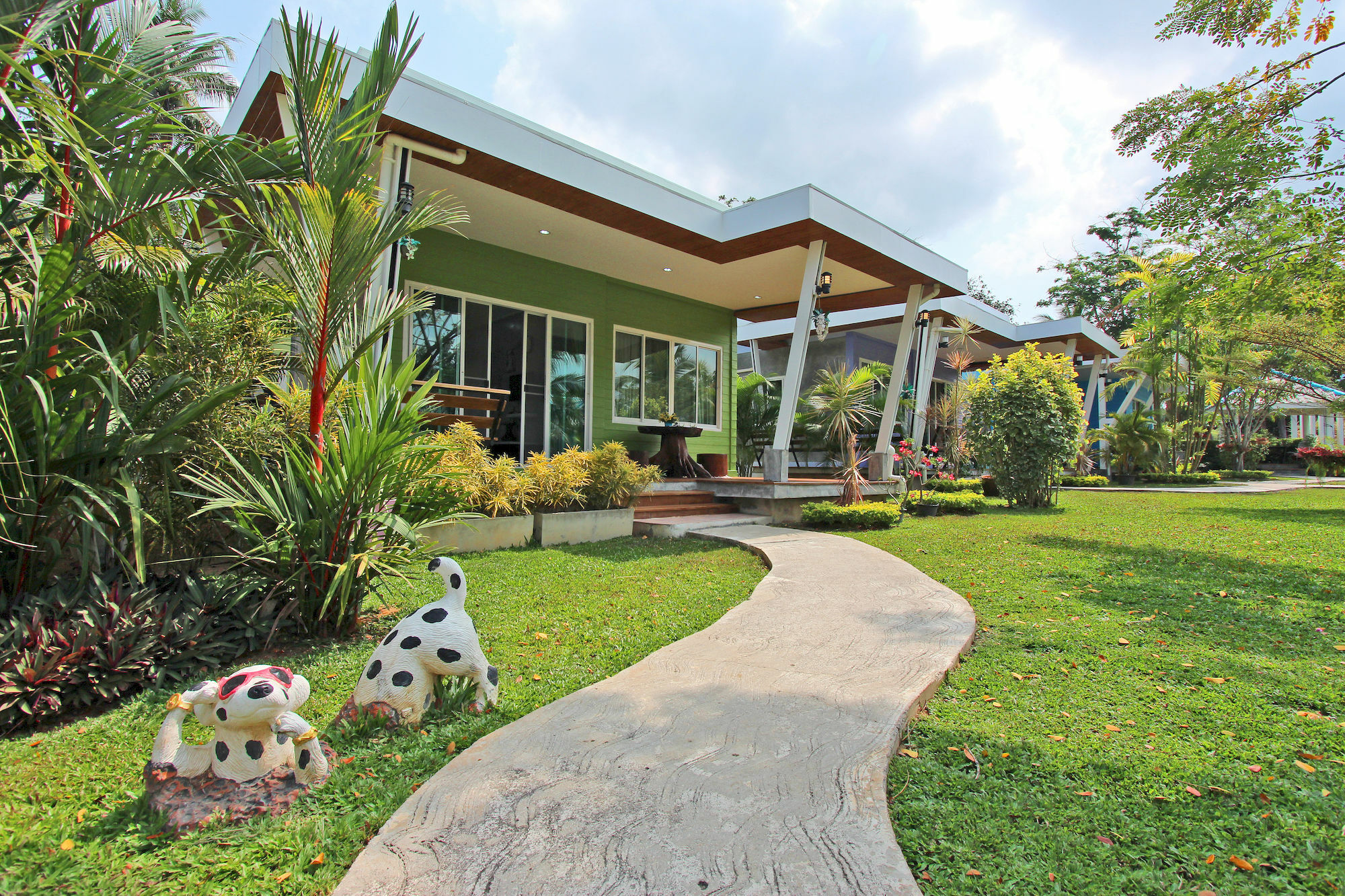 Maikhao Home Garden Bungalow Mai Khao Exteriör bild